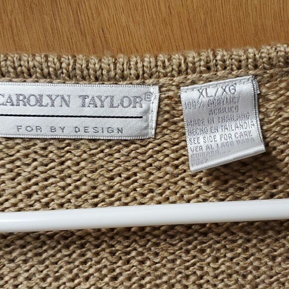 Carolyn Taylor women's sweater,  xl - Picture 2 of 4
